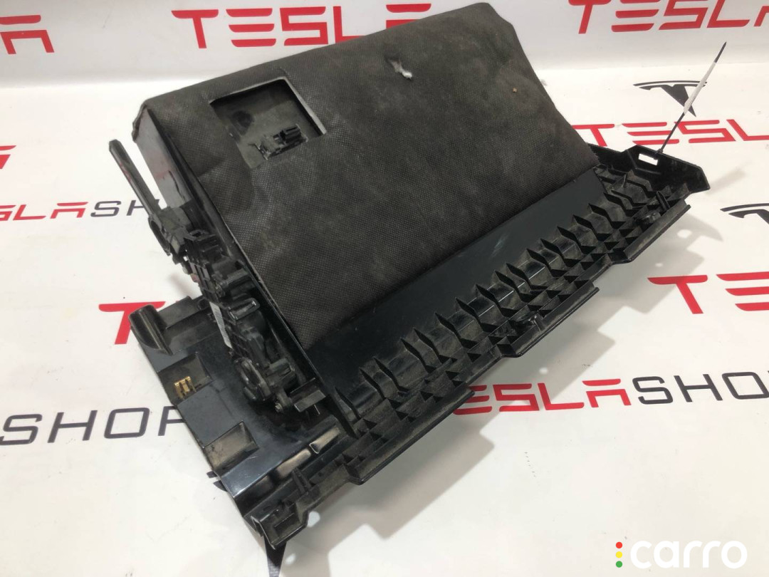 1003327-22-P Бардачок Tesla Model X 2019г. - фото №3