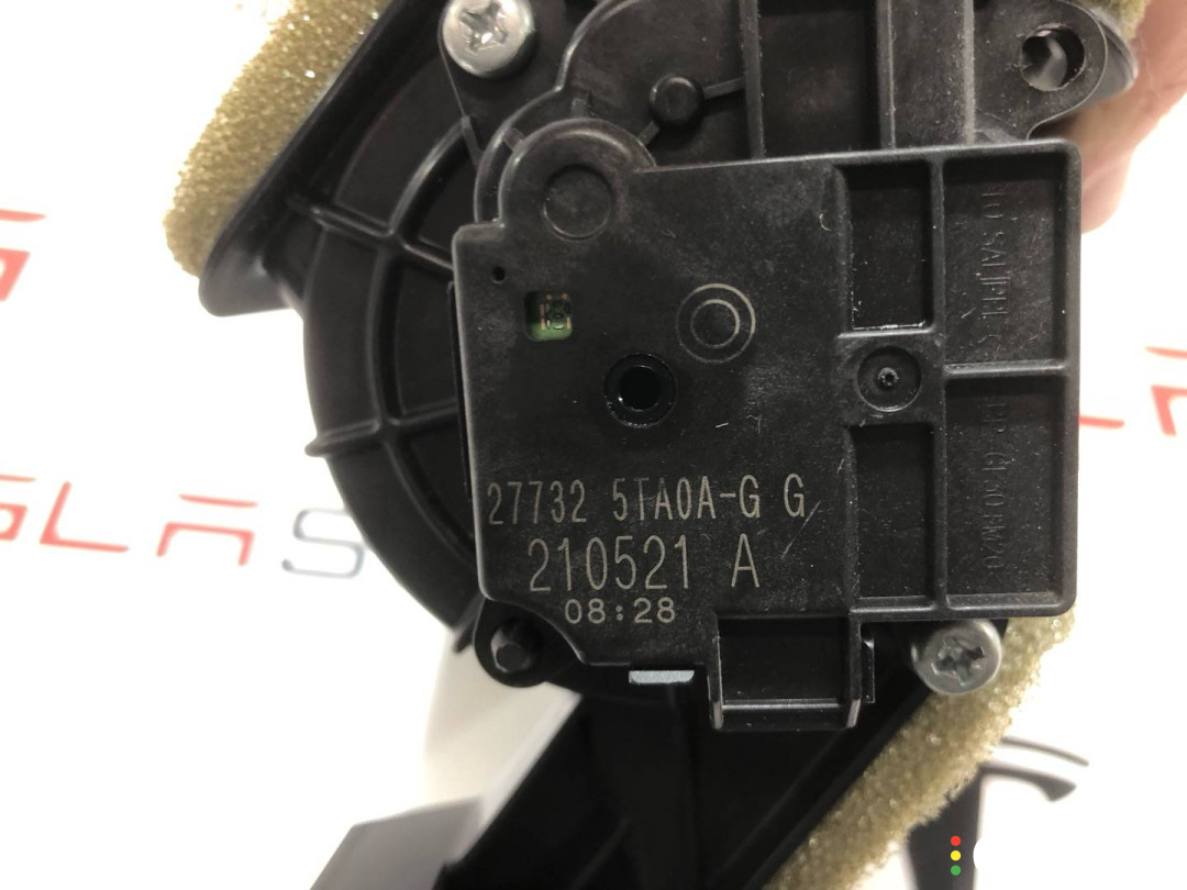 PT00011944-D, PT00001839 воздуховод Rivian R1T 2022г. - фото №5