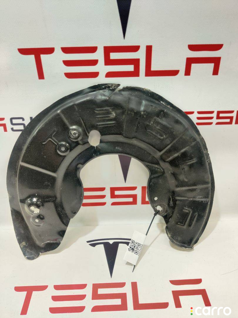1027662-01-B Кожух тормозного диска Tesla Model X 2019г. - фото №1