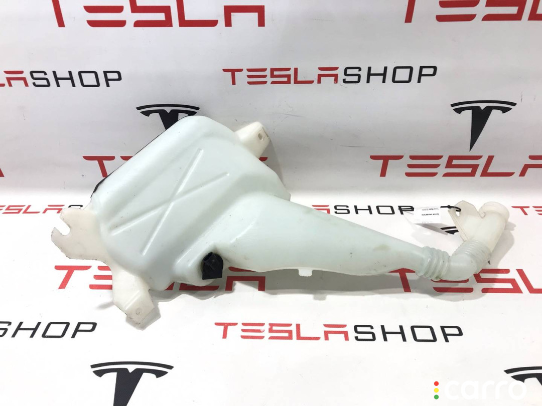 1005400-00-B бачок омывателя Tesla Model S 2015г. - фото №1