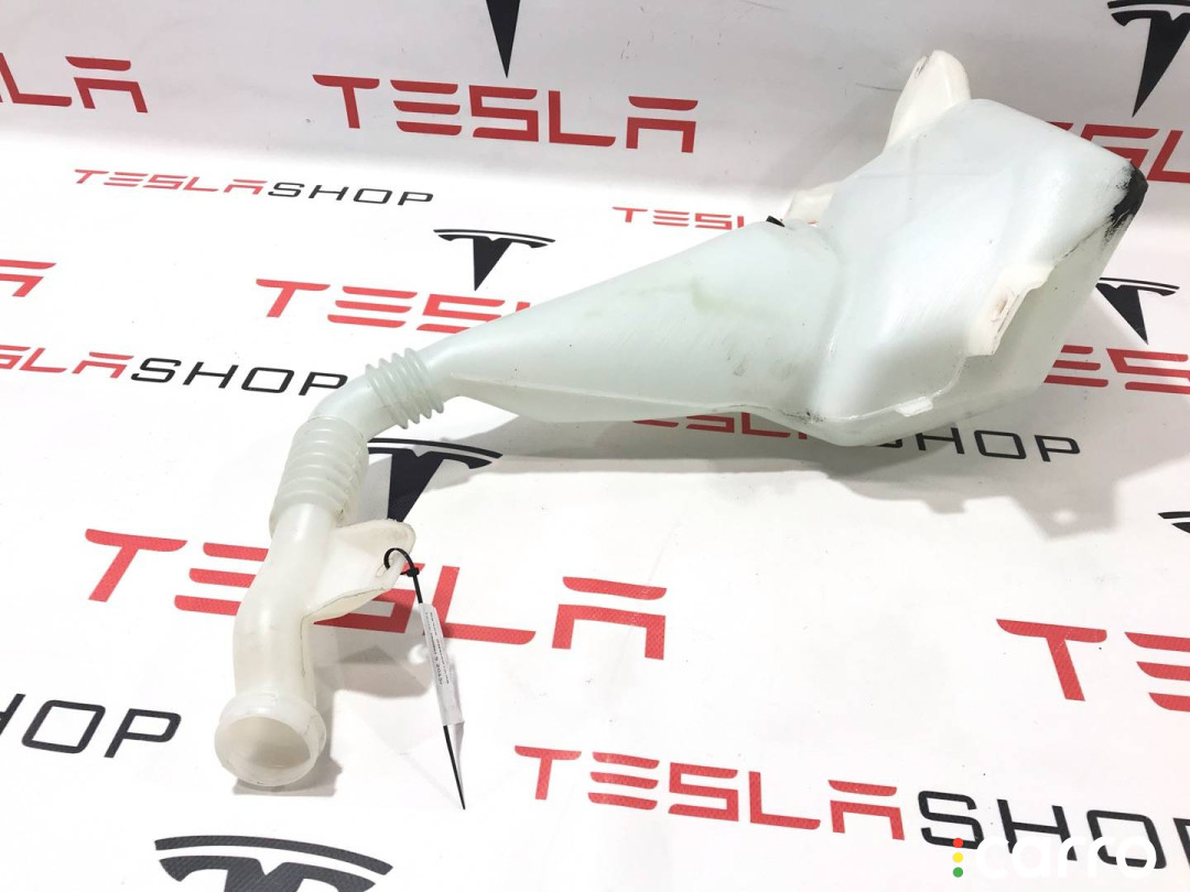 1005400-00-B бачок омывателя Tesla Model S 2015г. - фото №2