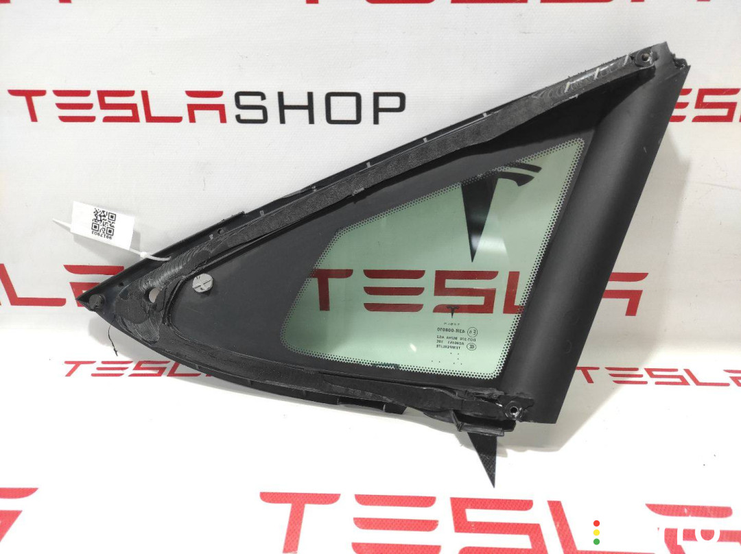 1051820-00-E стекло кузовное левое Tesla Model S 2015г. - фото №3