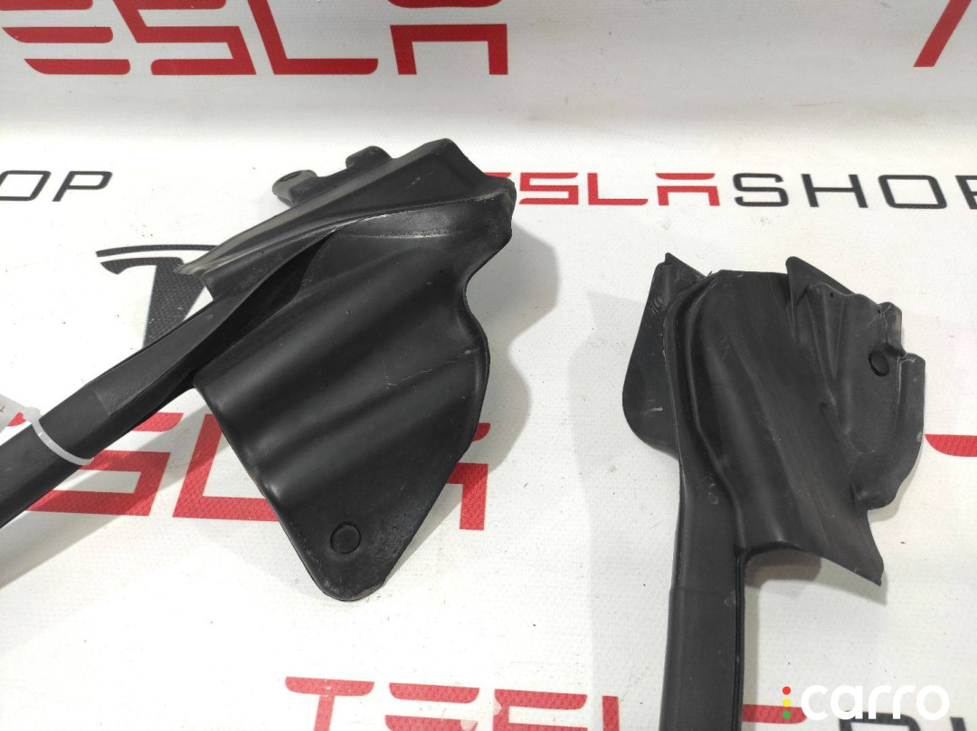 600959300D Уплотнитель передней двери Tesla Model S 2015г. - фото №2