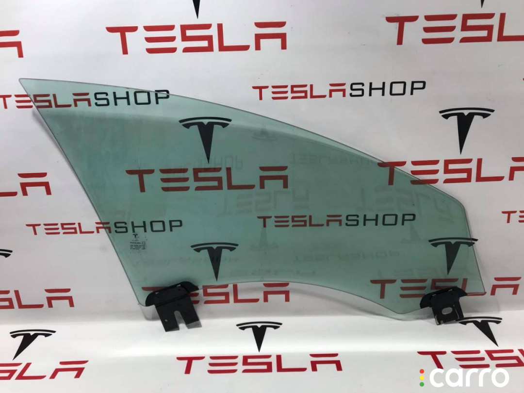 600654700E стекло двери передней левой Tesla Model S 2015г. - фото №1