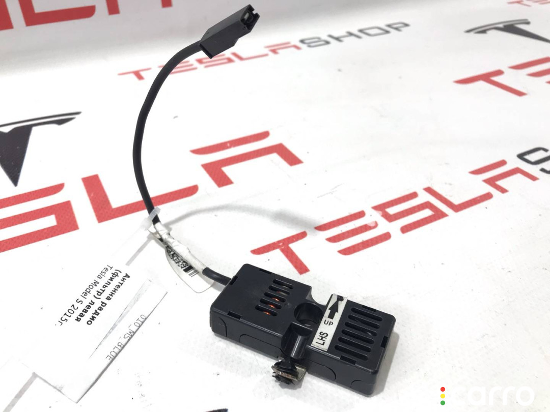 1012002-01-A антенна Tesla Model S 2015г. - фото №1
