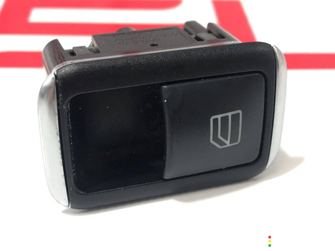 A2049058202, 1003749-00-B, 10075077, 10023290 кнопка стеклоподъемника Tesla Model S 2015г. - фото №2