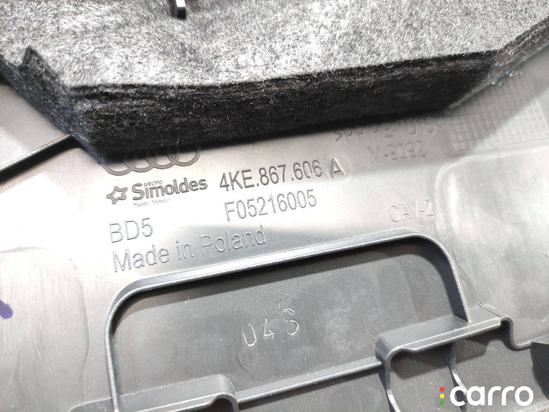 4KE.867.606.A Накладка крышки багажника Audi e-tron 2019г. - фото №4