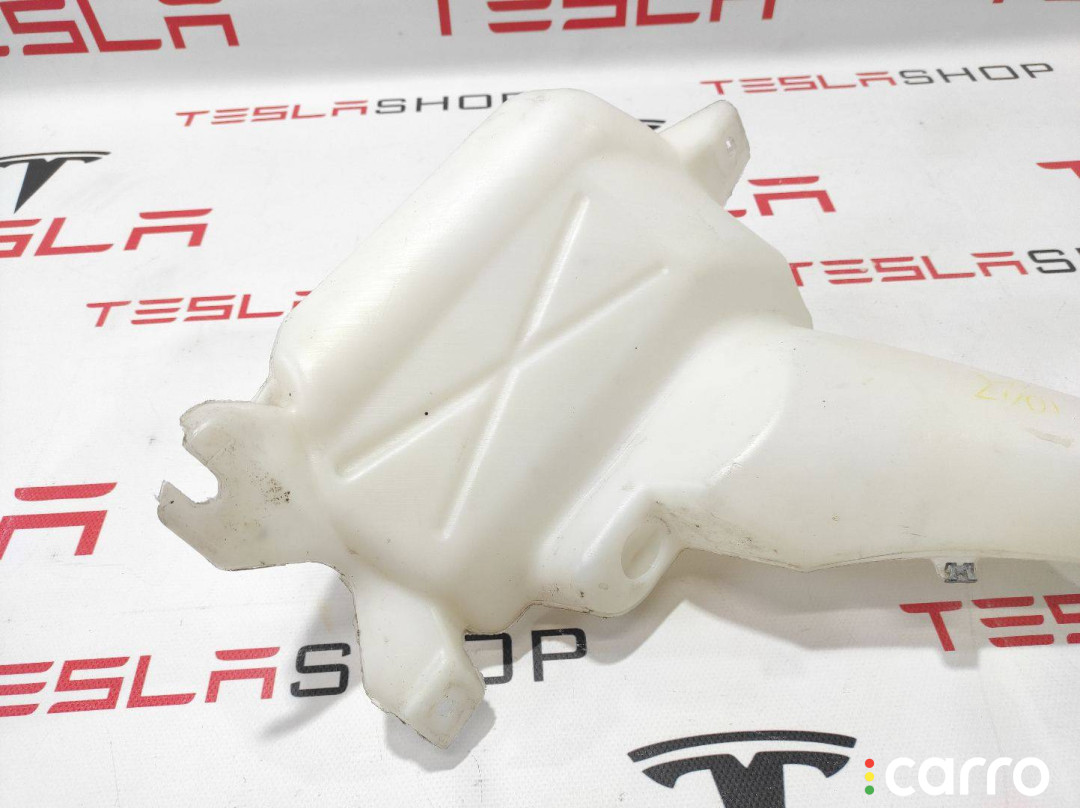 1005400-00-B бачок омывателя Tesla Model S 2015г. - фото №7