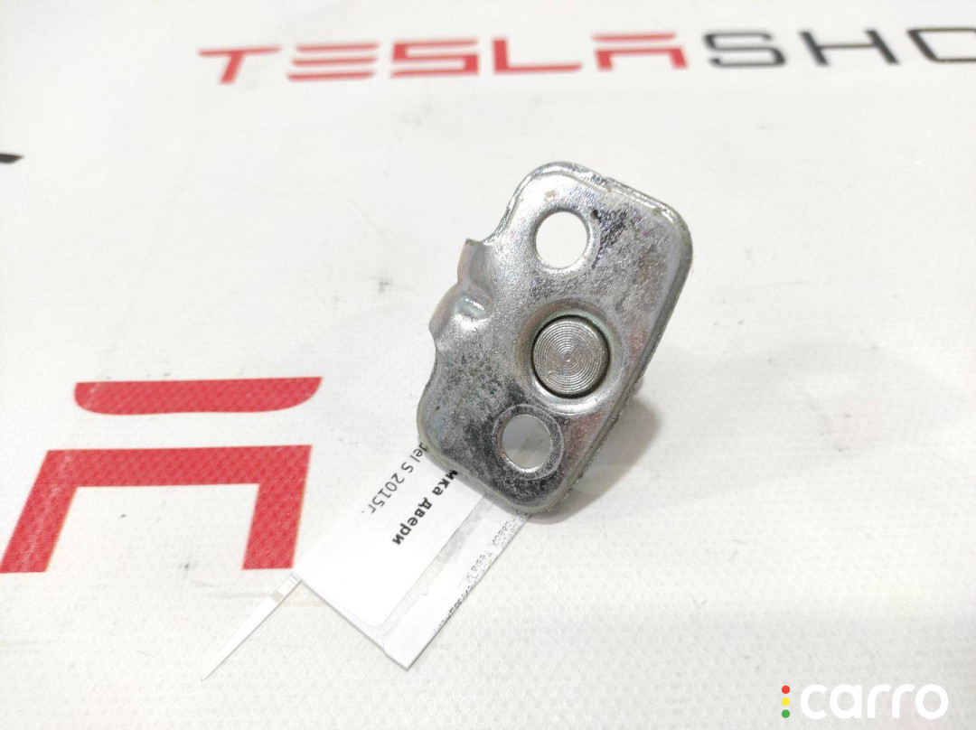 6006618-00-A, 16896766 Петля замка двери Tesla Model S 2015г. - фото №1