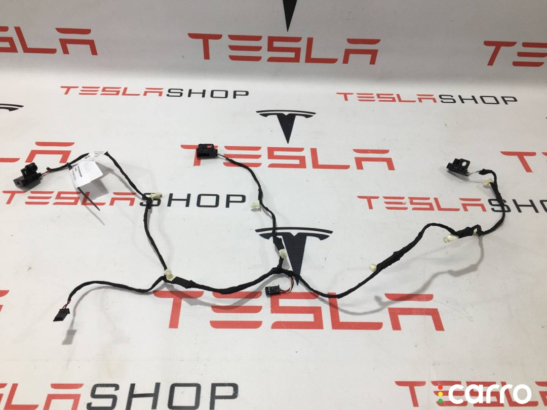 1053086-00-D Электропроводка двери Tesla Model X 2017г. - фото №1