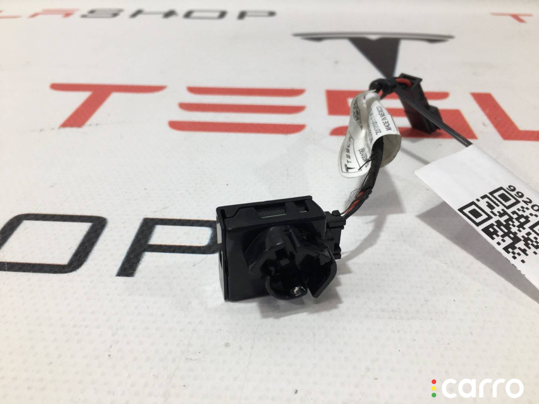1053052-00-E Электропроводка двери Tesla Model X 2017г. - фото №1