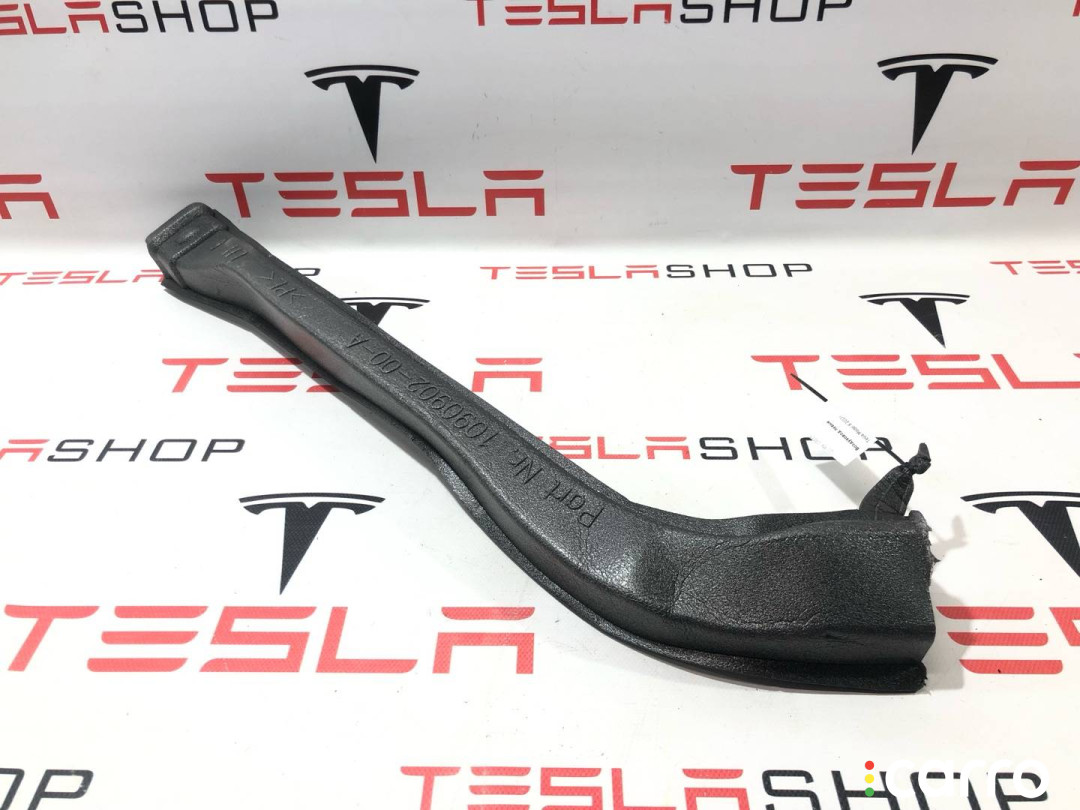 1090902-00-A воздуховод (дефлектор) радиатора левый Tesla Model X 2017г. - фото №1
