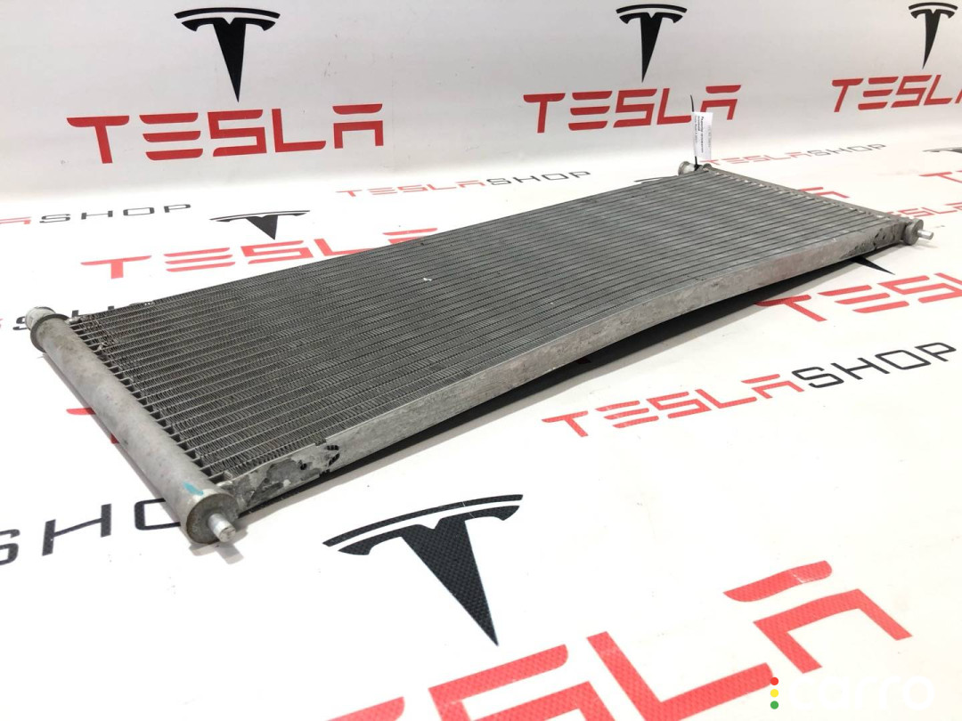 1048498-00-C радиатор основной Tesla Model X 2017г. - фото №2