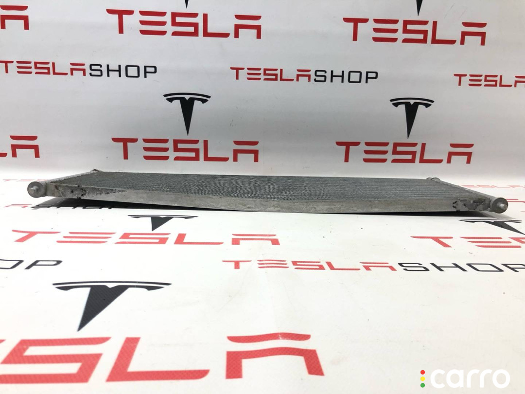 1048498-00-C радиатор основной Tesla Model X 2017г. - фото №4