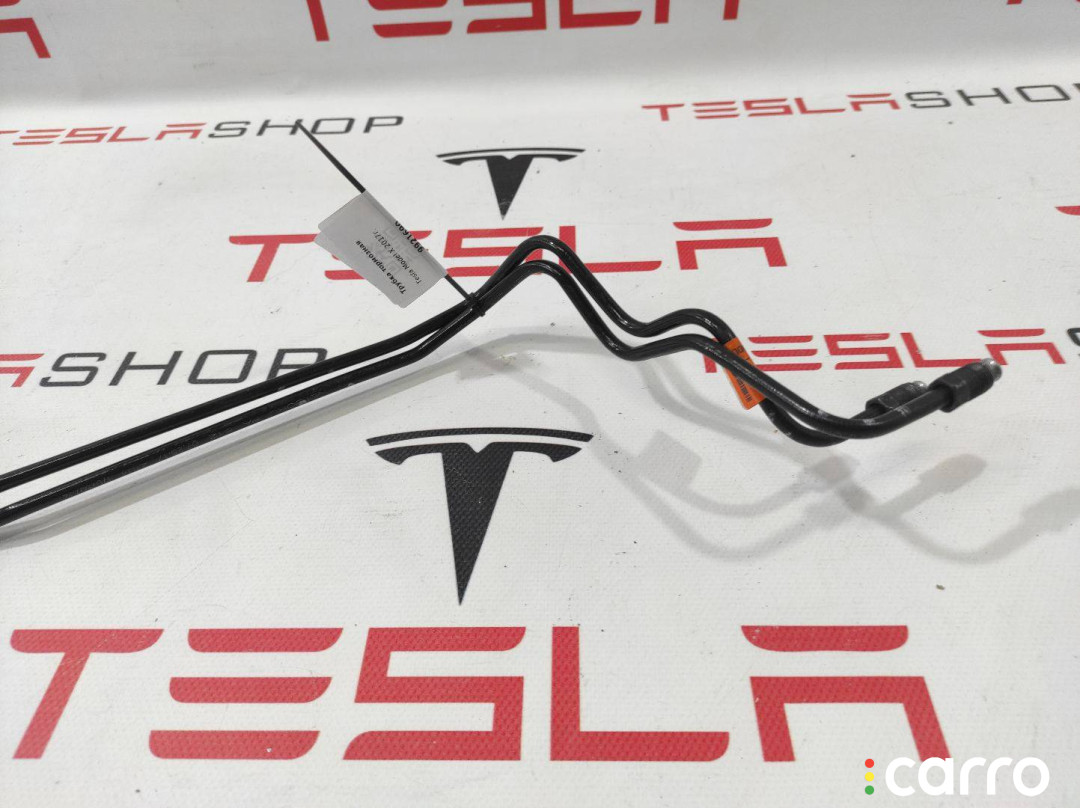 1027711-00-E трубка тормозная Tesla Model X 2017г. - фото №2