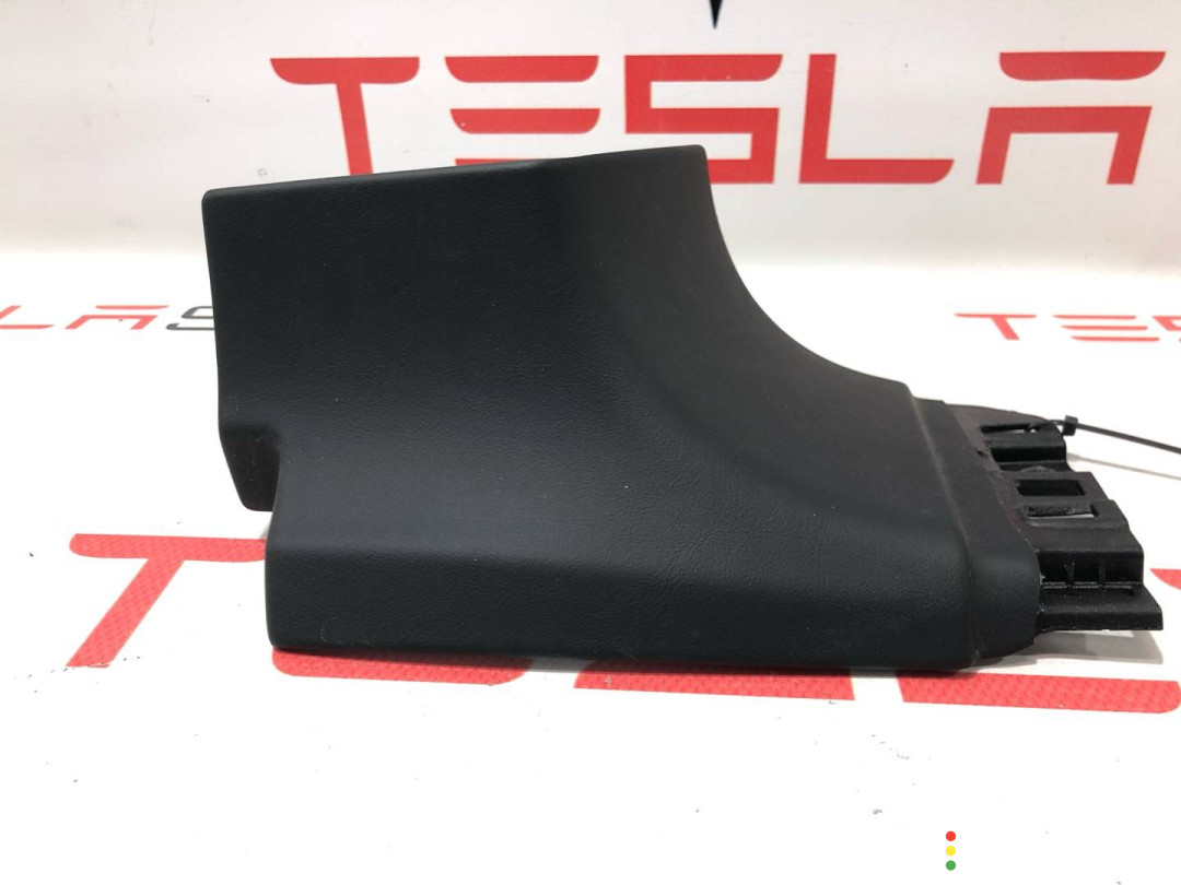 1050375-00-E Накладка двери внутренняя задняя правая Tesla Model X 2017г. - фото №3