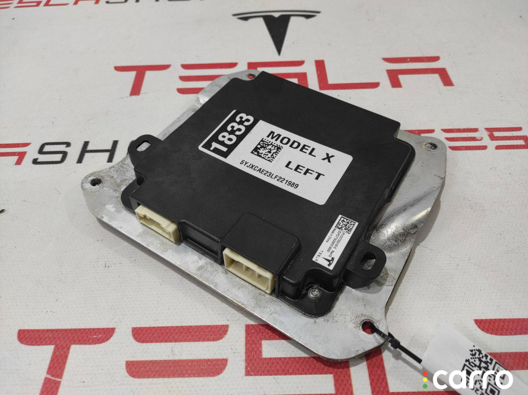 1037222-00-E модуль управления двери передней левой Tesla Model X 2019г. - фото №2