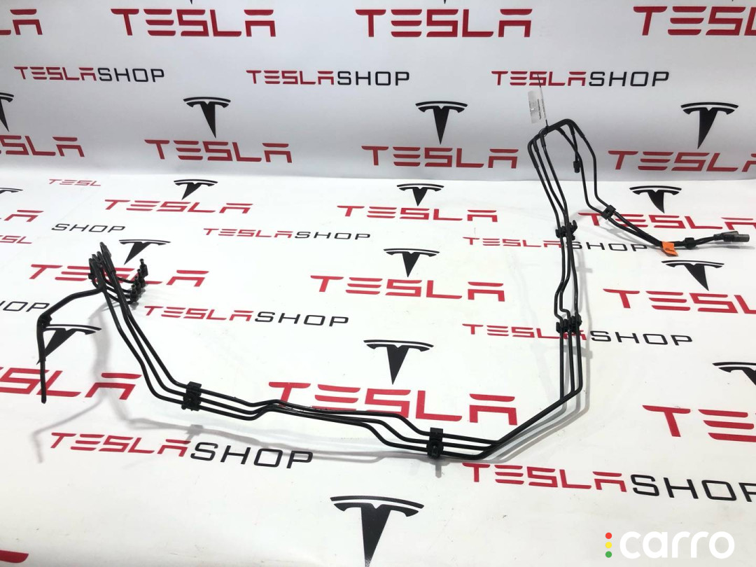 1027712-00-E трубка тормозная Tesla Model X 2017г. - фото №1