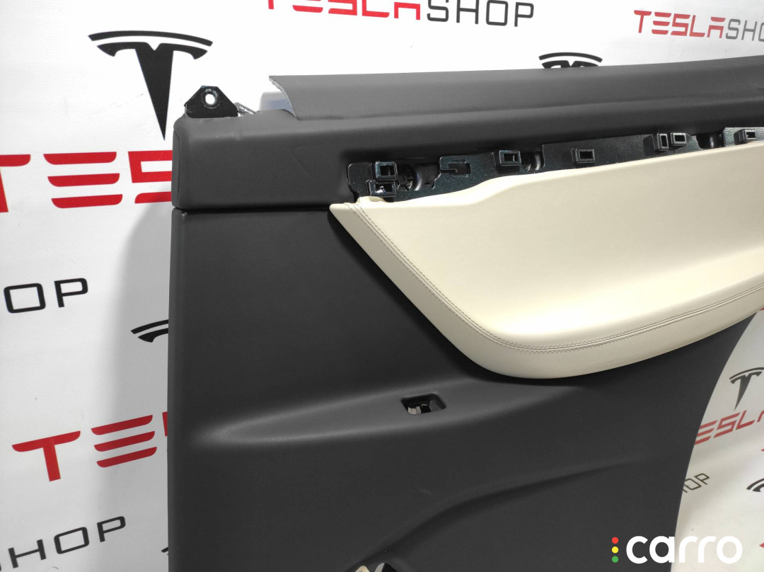 1058004-22-I обшивка двери задней правой Tesla Model X 2017г. - фото №1