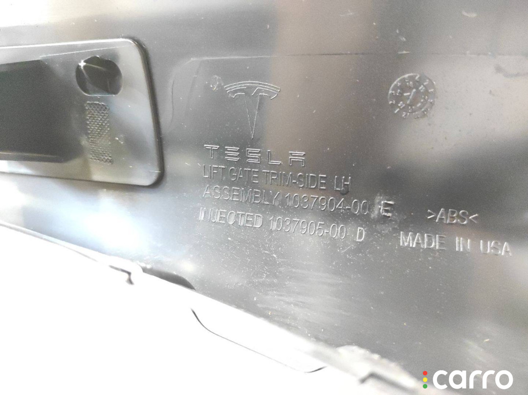 1037904-00-E Накладка крышки багажника Tesla Model X 2017г. - фото №7