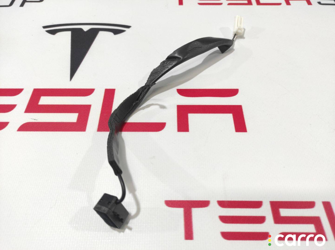 1047000-00-A микрофон Tesla Model X 2019г. - фото №1