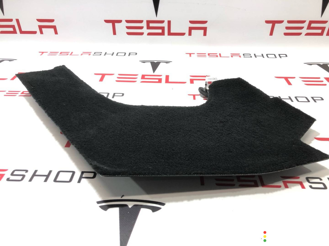 1035936-00-B Накладка центральной консоли Tesla Model X 2017г. - фото №2