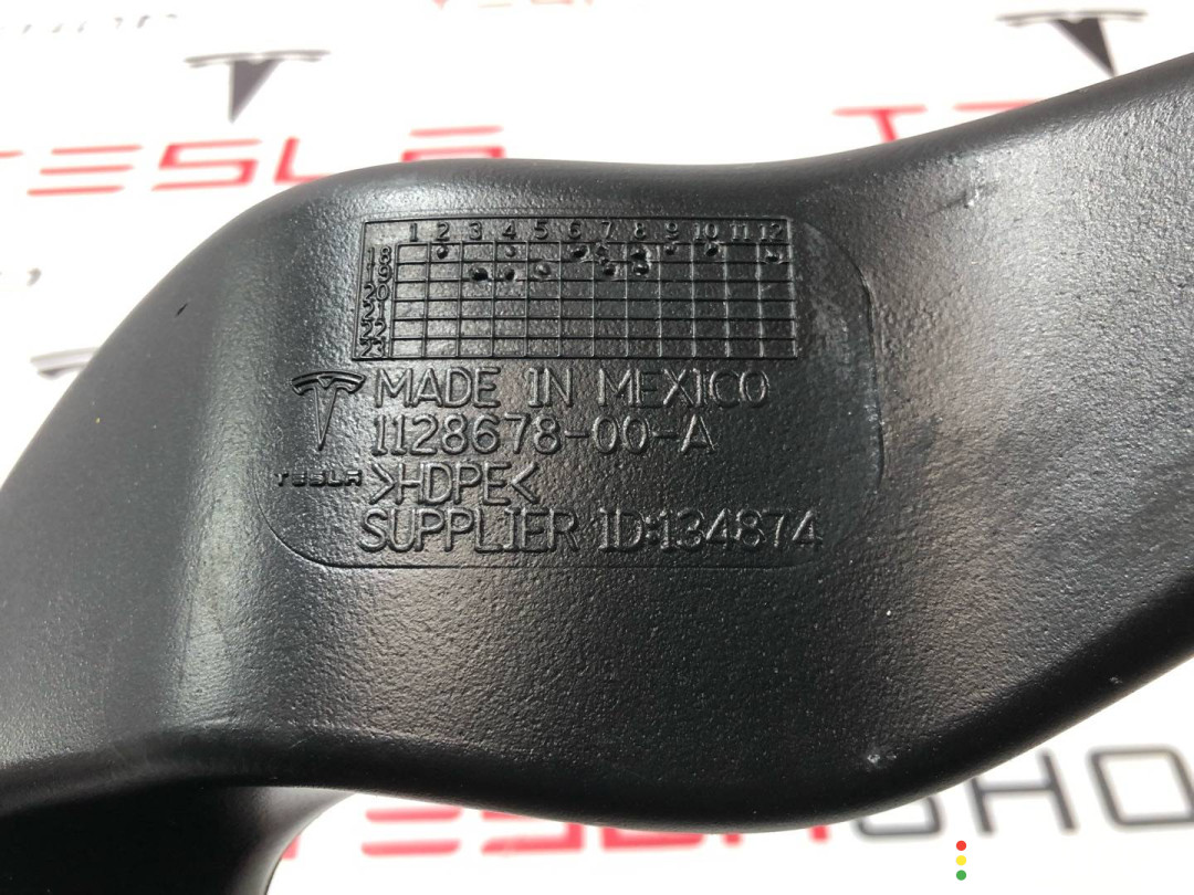 1128678-00-A воздуховод (дефлектор) радиатора Tesla Model X 2019г. - фото №4