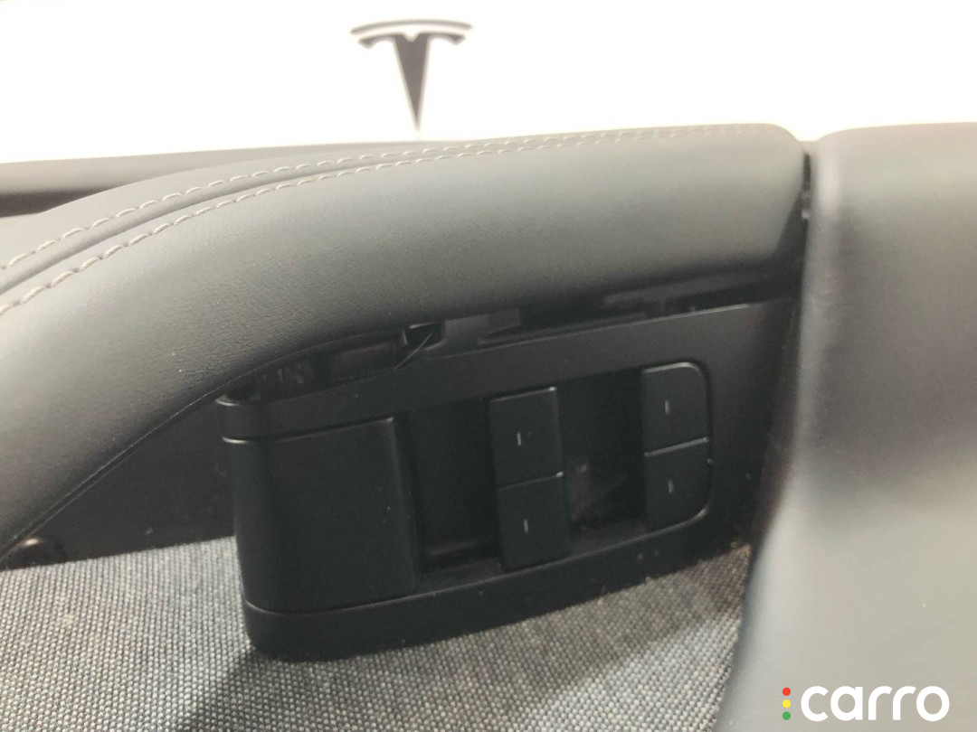 1608000-00-A, 1613838-00-C, 1634148-01-F обшивка двери передней левой Tesla Model X рест 2022г. - фото №9