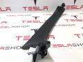 1037904-00-E Накладка крышки багажника Tesla Model X 2019г. - фото №2