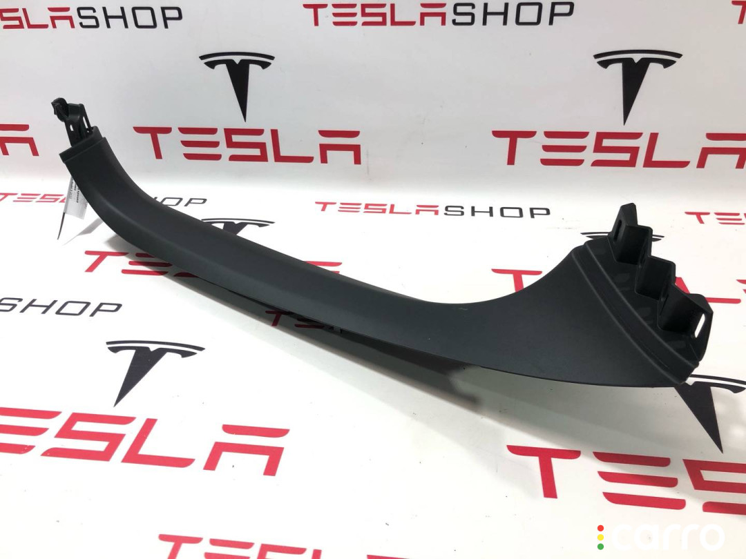 1037904-00-E Накладка крышки багажника Tesla Model X 2019г. - фото №3