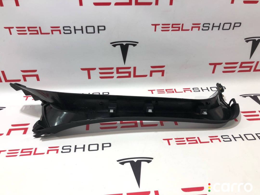 1037902-00-E Накладка крышки багажника Tesla Model X 2019г. - фото №4