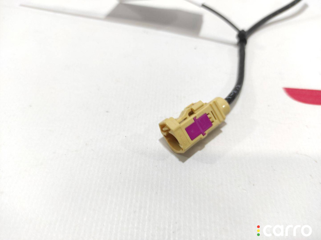 1082436-00-B, 2082436-00-B, 3082436-00-B, 4082436-00-B разъем (фишка) проводки Tesla Model X 2019г. - фото №1
