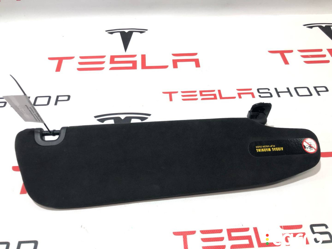 1050619-02-A Козырек солнцезащитный левый Tesla Model S 2021г. - фото №1