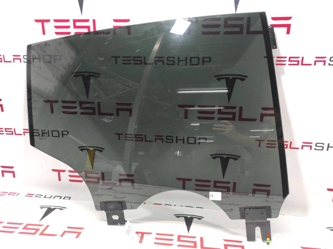 1611451-00-D стекло двери задней правой Tesla Model X рест 2022г. - фото №1
