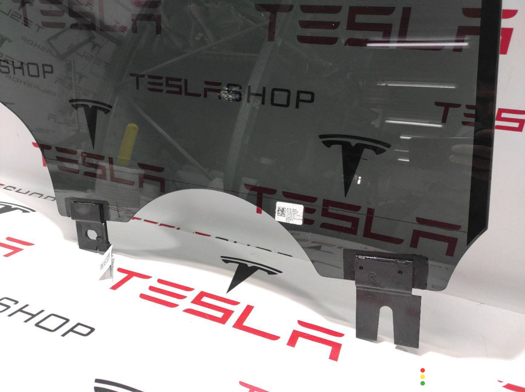 1611451-00-D стекло двери задней правой Tesla Model X рест 2022г. - фото №2