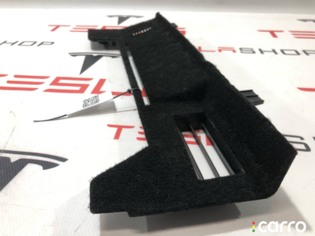 1622102-00-B Накладка декоративная на торпедо правая нижняя Tesla Model X рест 2022г. - фото №2
