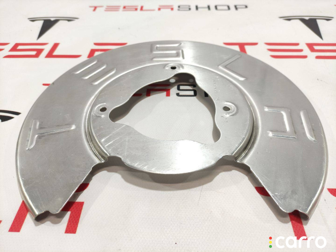 1044665C Кожух тормозного диска Tesla Model 3 - фото №1
