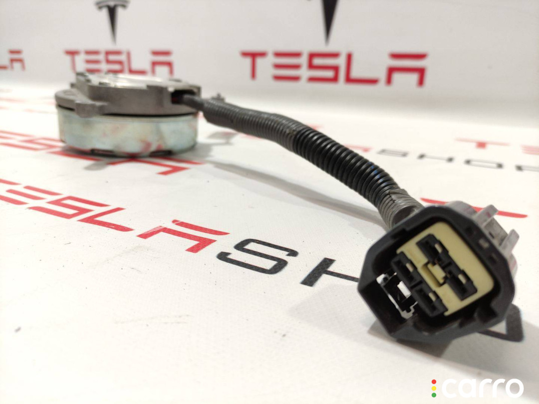 KD954003 ДВИГАТЕЛЬ ВЕНТИЛЯТОРА РАДИАТОРА Tesla Model 3 - фото №3