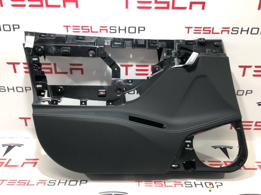 6006071-22-I обшивка двери передней левой Tesla Model S 2019г. - фото №1