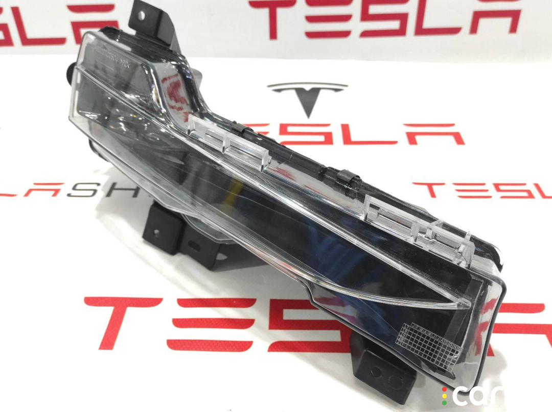 1077392-00-F фара противотуманная правая Tesla Model 3 - фото №3
