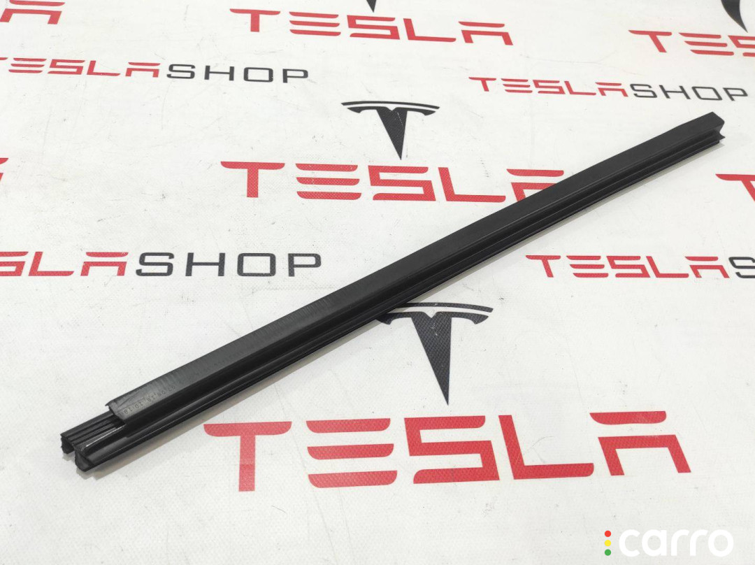 1038405-00-A уплотнитель передний левый Tesla Model S 2018г. - фото №4