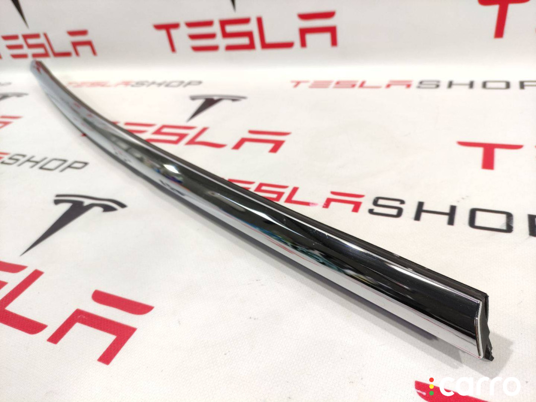 109592100C молдинг двери задней правой Tesla Model S 2018г. - фото №3
