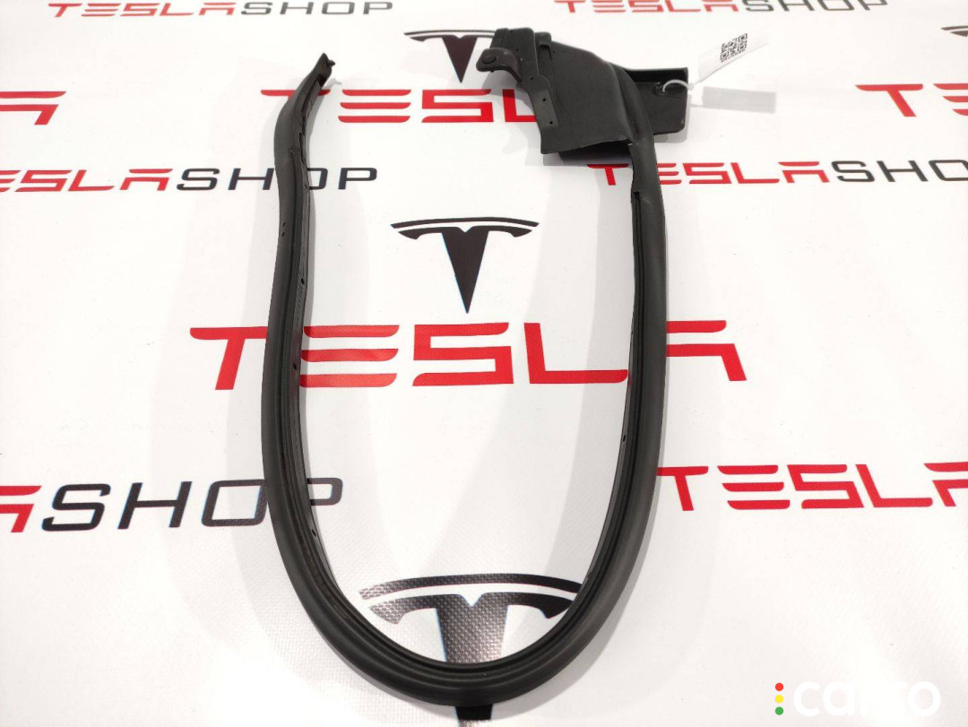 600959500D Уплотнитель задней двери Tesla Model S 2015г. - фото №1
