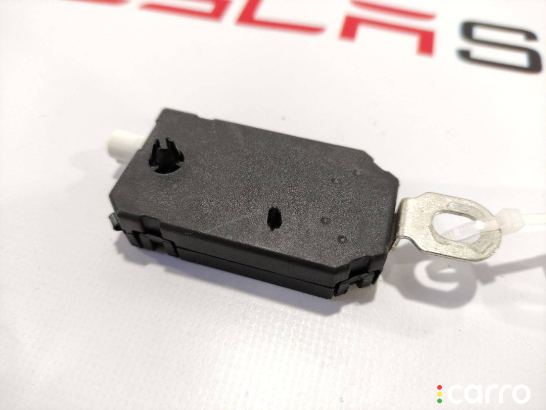 1079735-00-A усилитель антенны Tesla Model 3 2020г. - фото №3