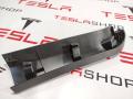 1009254-00-G Накладка крышки багажника Tesla Model S 2015г. - фото №4