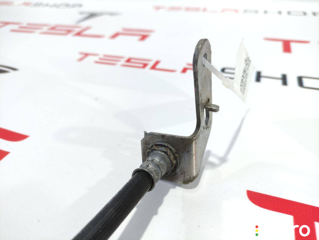 1027731-00-D, 1088734-00-B Шланг тормозной заднего левого Tesla Model X 2016г. - фото №4