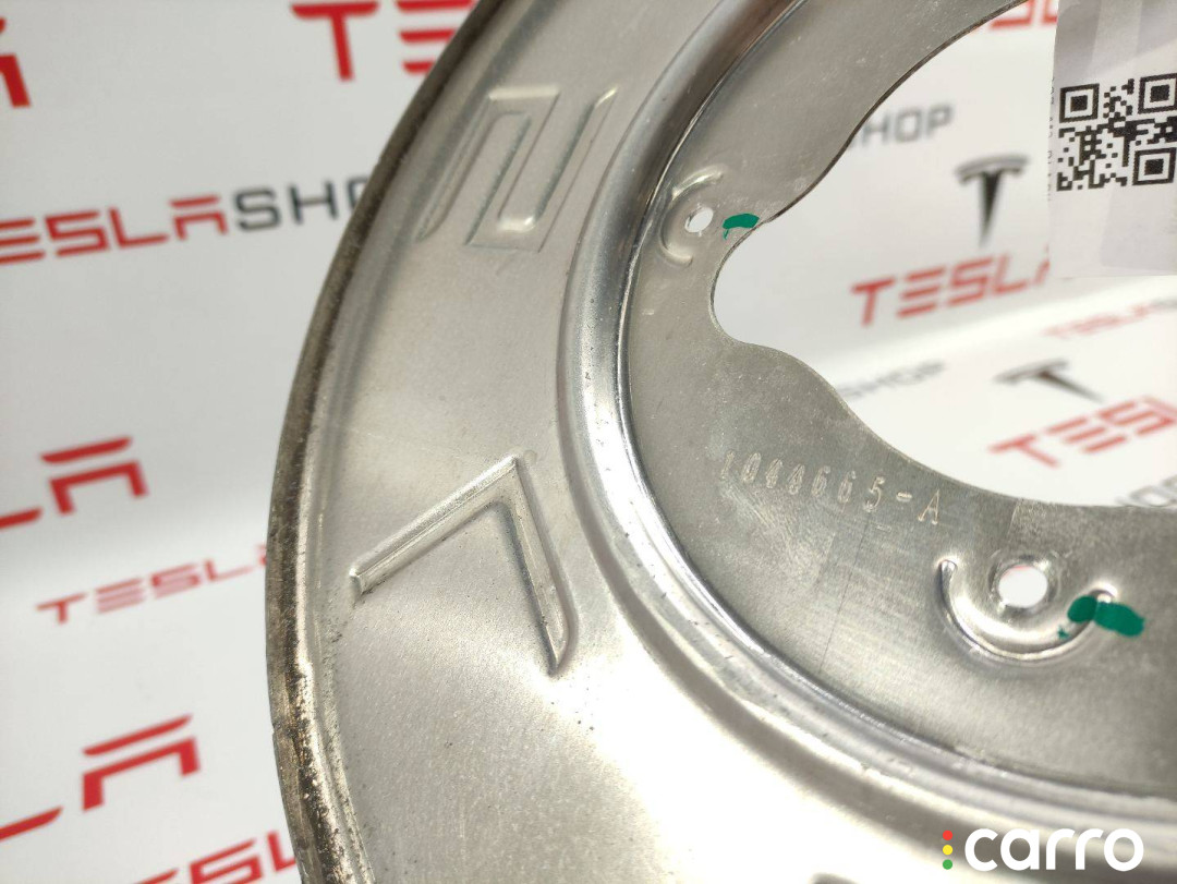 1044665-00-C Кожух тормозного диска Tesla Model 3 2019г. - фото №2