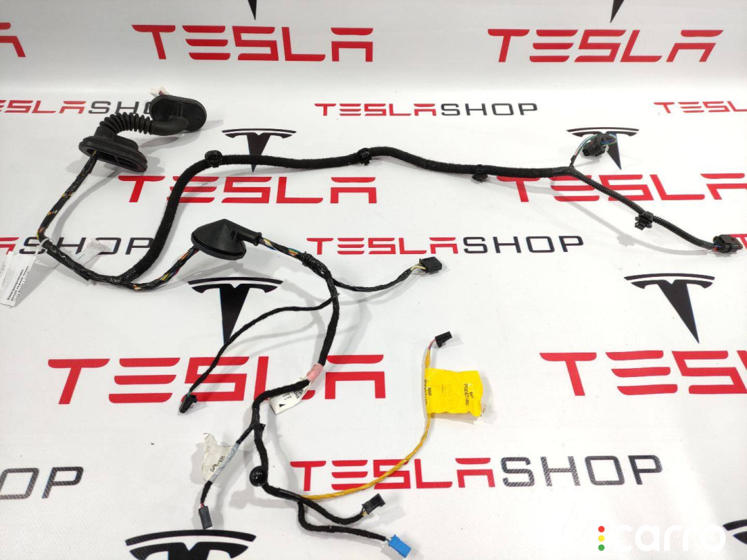 1067965-90-D Электропроводка двери Tesla Model 3 2019г. - фото №1