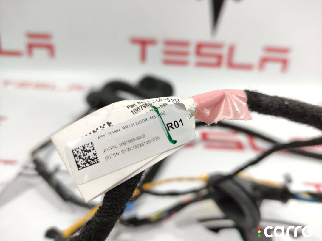 1067965-90-D Электропроводка двери Tesla Model 3 2019г. - фото №2