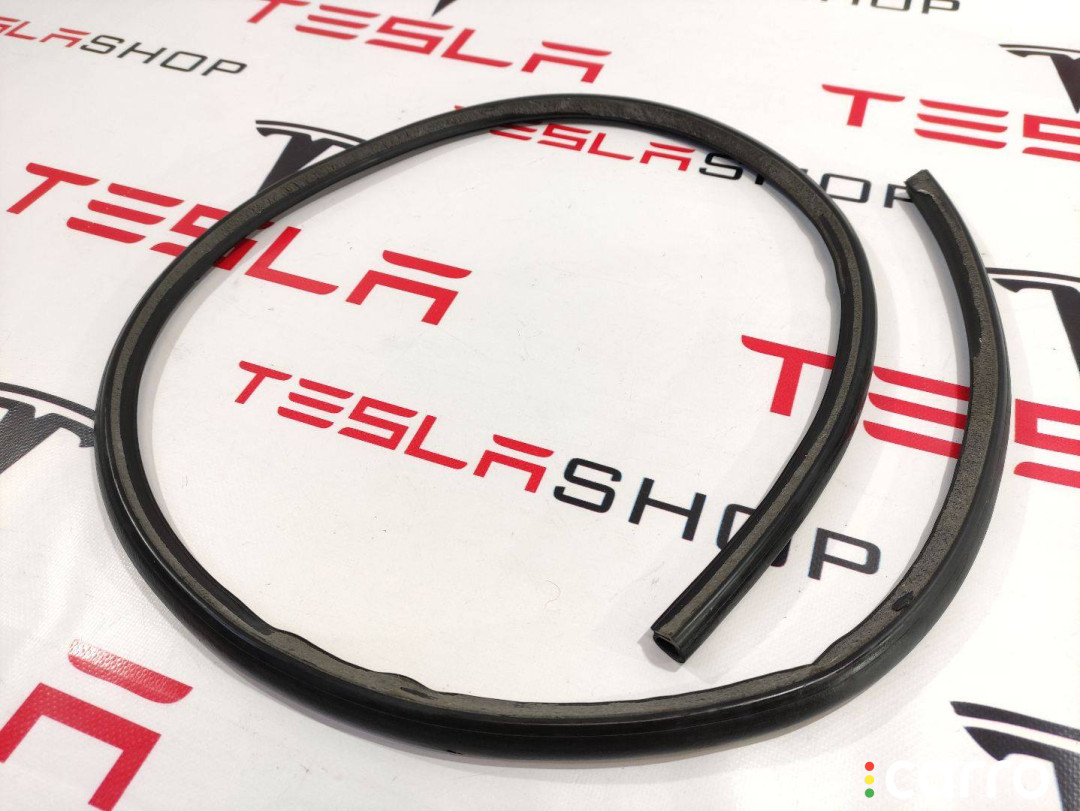 1090494-00-D Уплотнитель передней двери Tesla Model 3 2019г. - фото №3